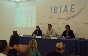 Más de 70 inscritos asisten al Curso de Comunicación No Verbal Científica celebrado en IBIAE
